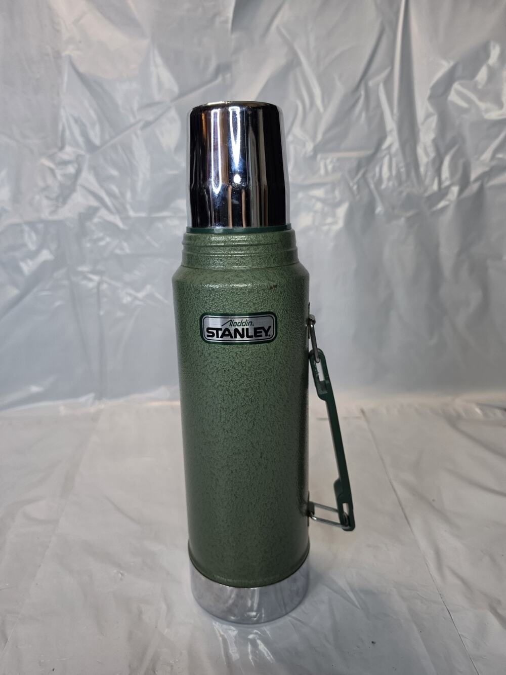 Classic Aladdin Stanley 1 Quart Green Steel Thermos Bottle Made in USA A-944DH